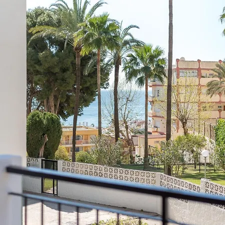 Torremolinos Yellow Fabuloso Andra Exterior photo